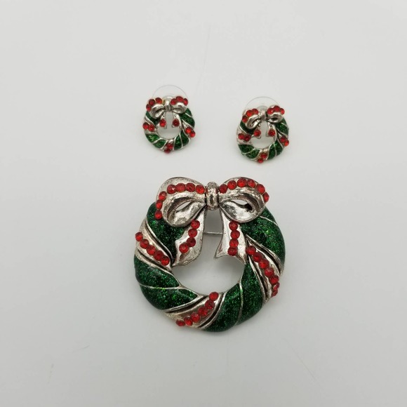Christmas Wreath Brooch Pendant & Earrings Set - Picture 3 of 8